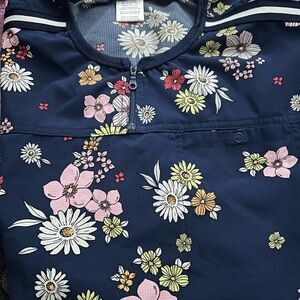 Heart soul scrub top